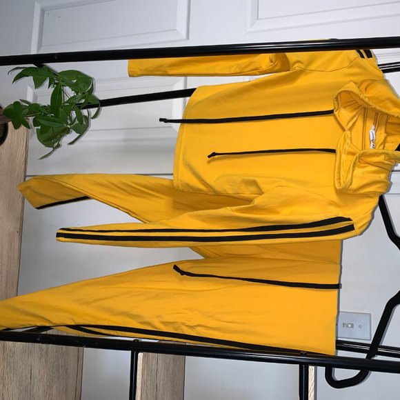 Tracksuit - Picture 2 of 2